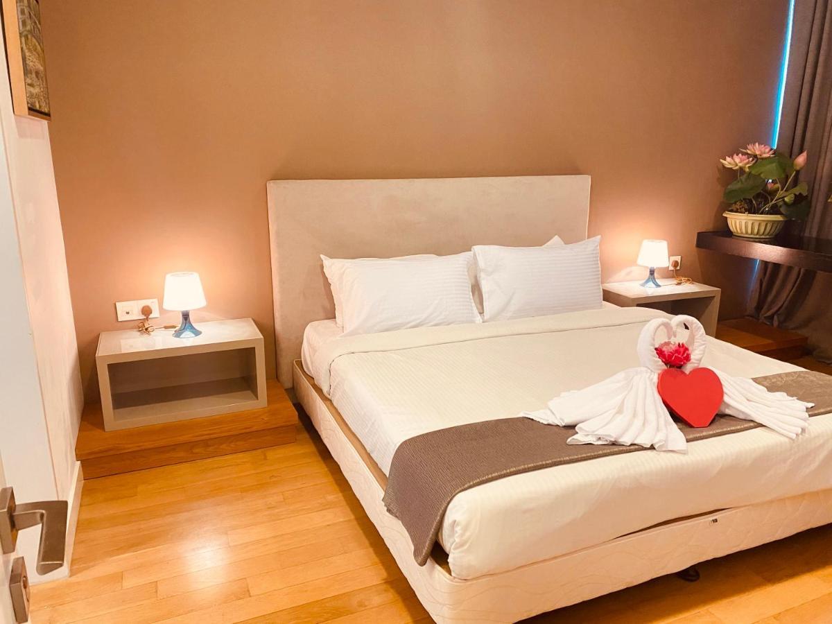 Klcc Beyond Hospitality Suites Platinum Куала-Лумпур Экстерьер фото