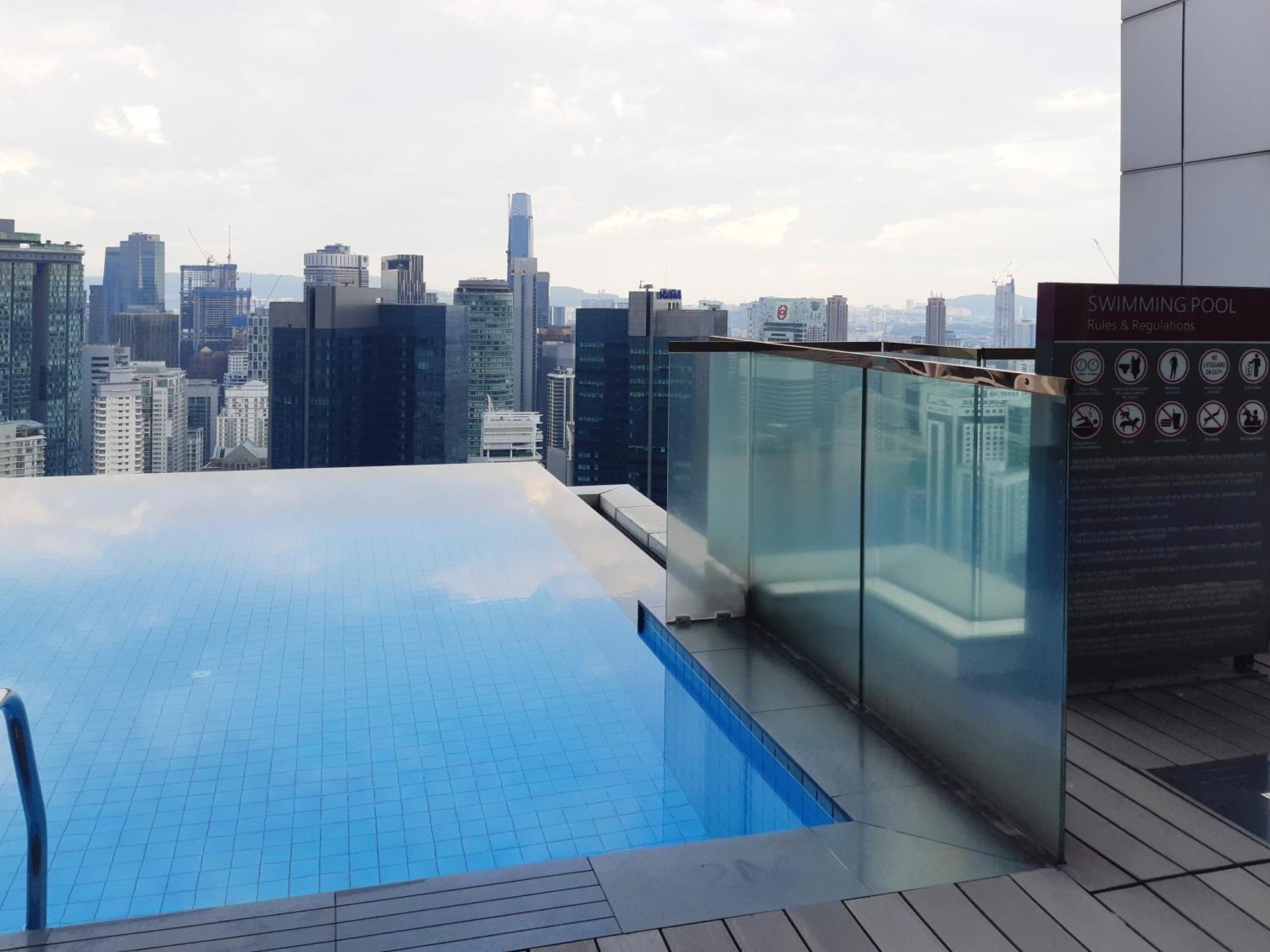 Klcc Beyond Hospitality Suites Platinum Куала-Лумпур Экстерьер фото