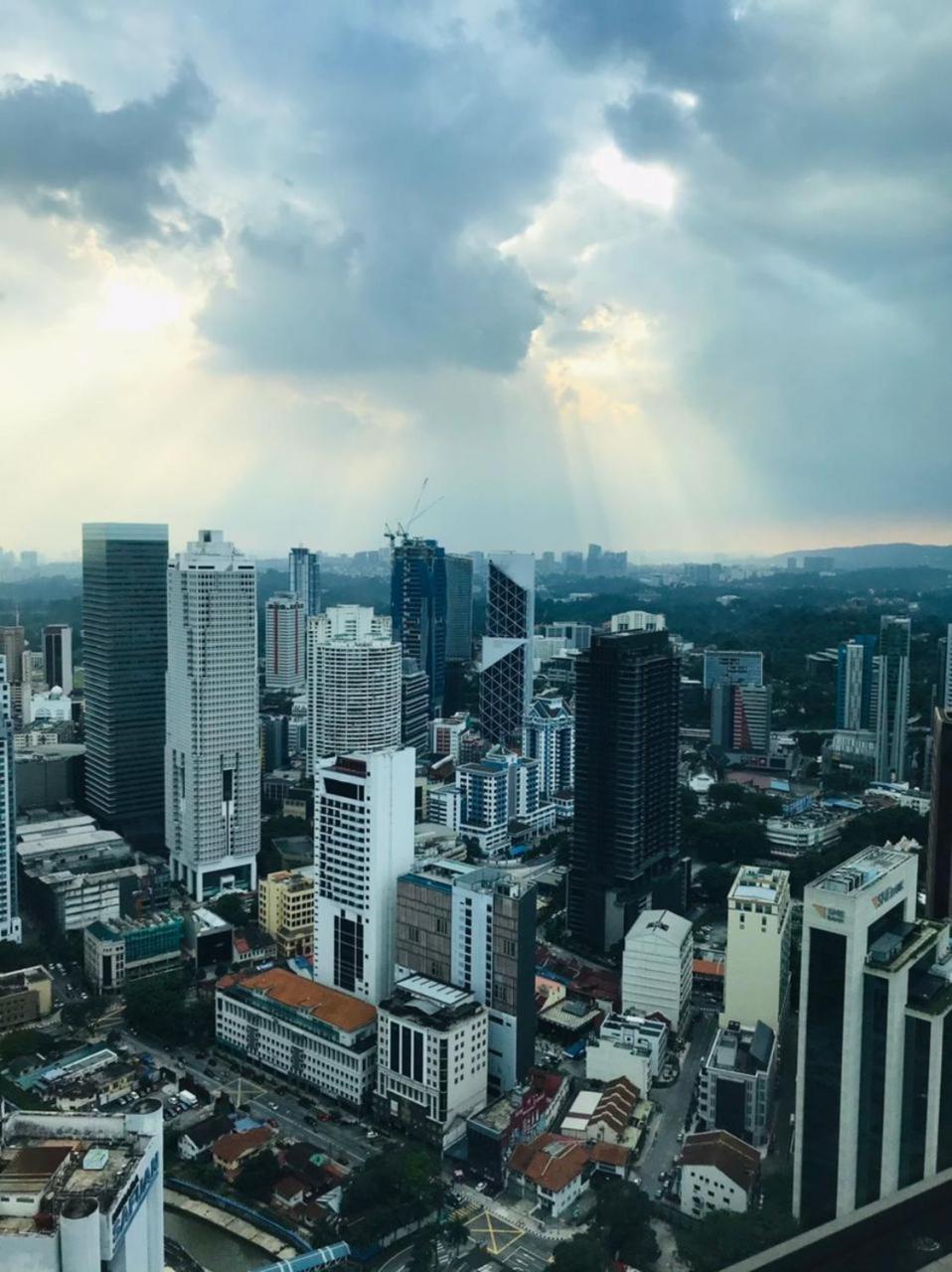 Klcc Beyond Hospitality Suites Platinum Куала-Лумпур Экстерьер фото